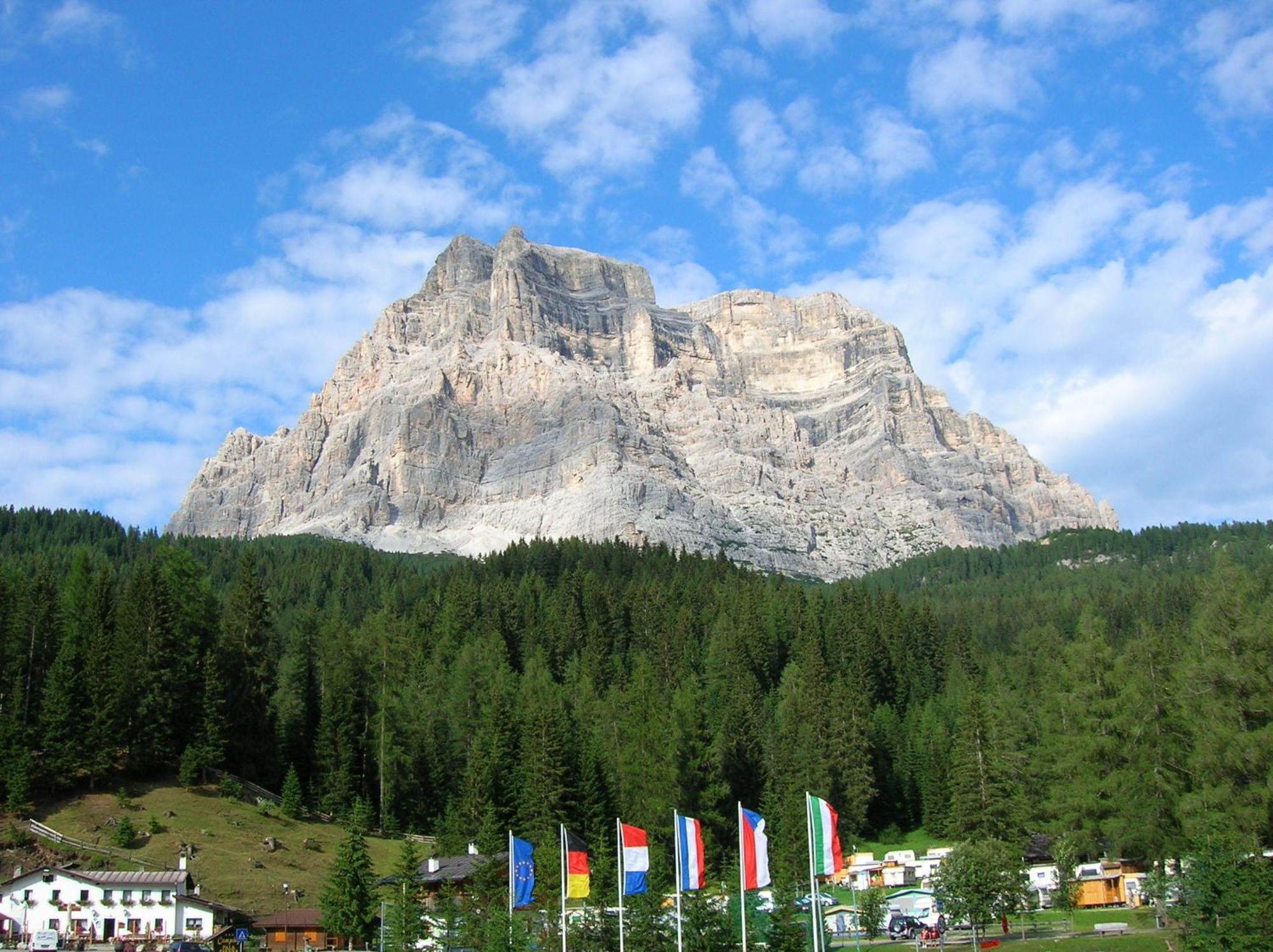 Hotel Corona Val di Zoldo Exterior photo