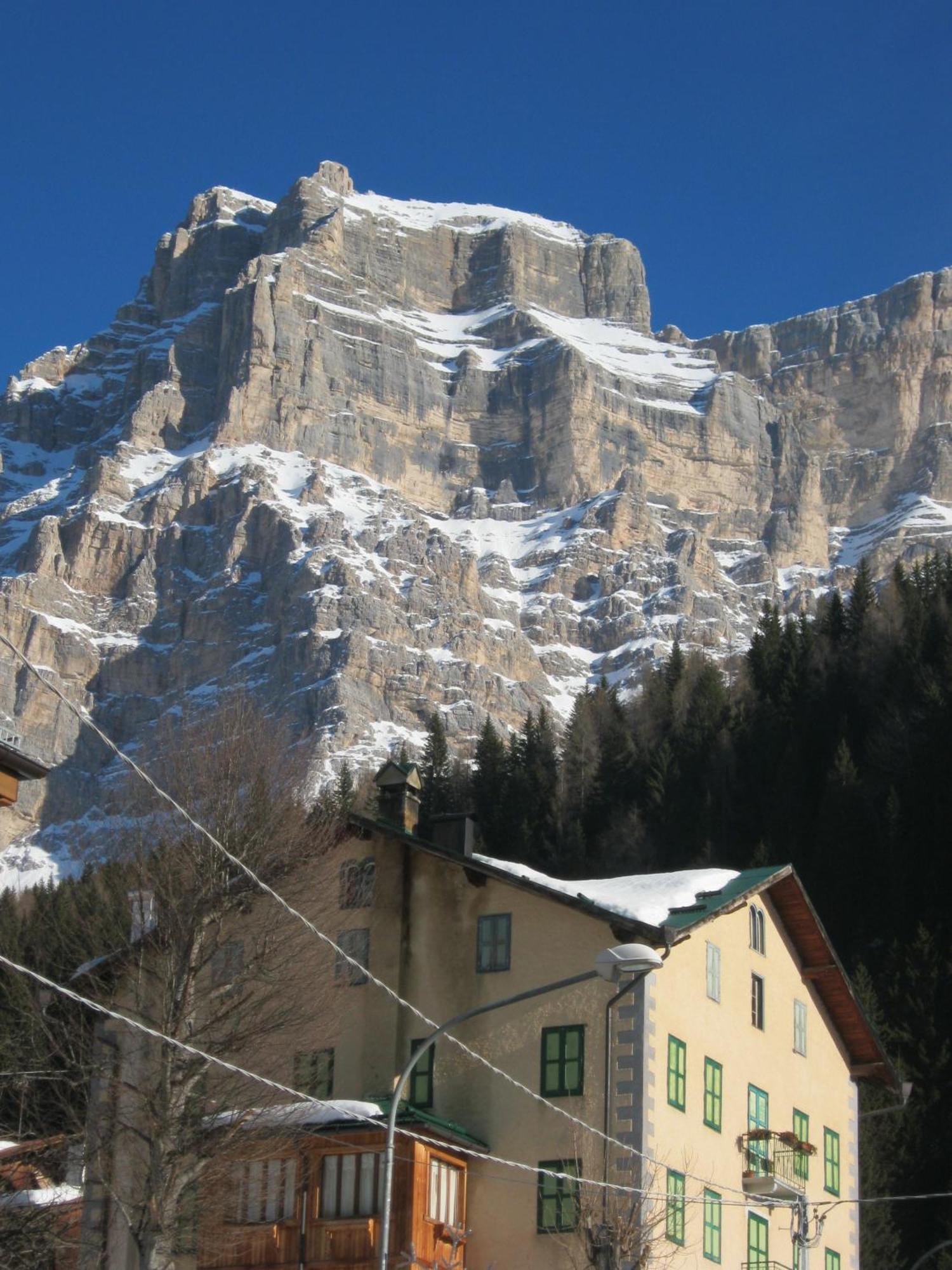 Hotel Corona Val di Zoldo Exterior photo
